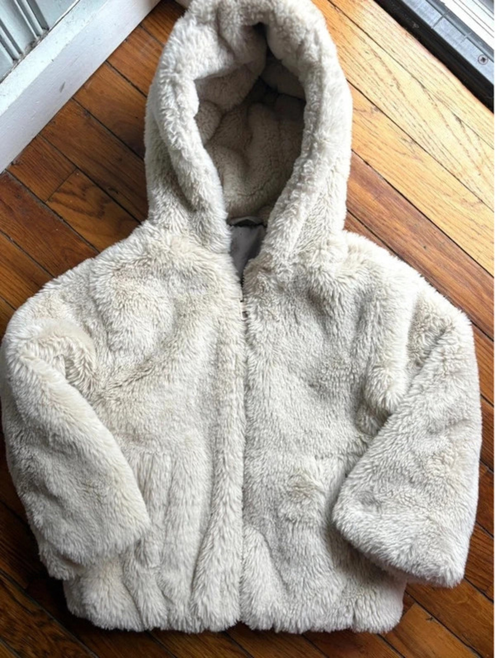 Zara Faux Fur Coat Size 6 Girls